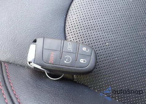 2017 Jeep Compass Trailhawk из США, поврежденный, VIN 3C4NJDDB1HT627603